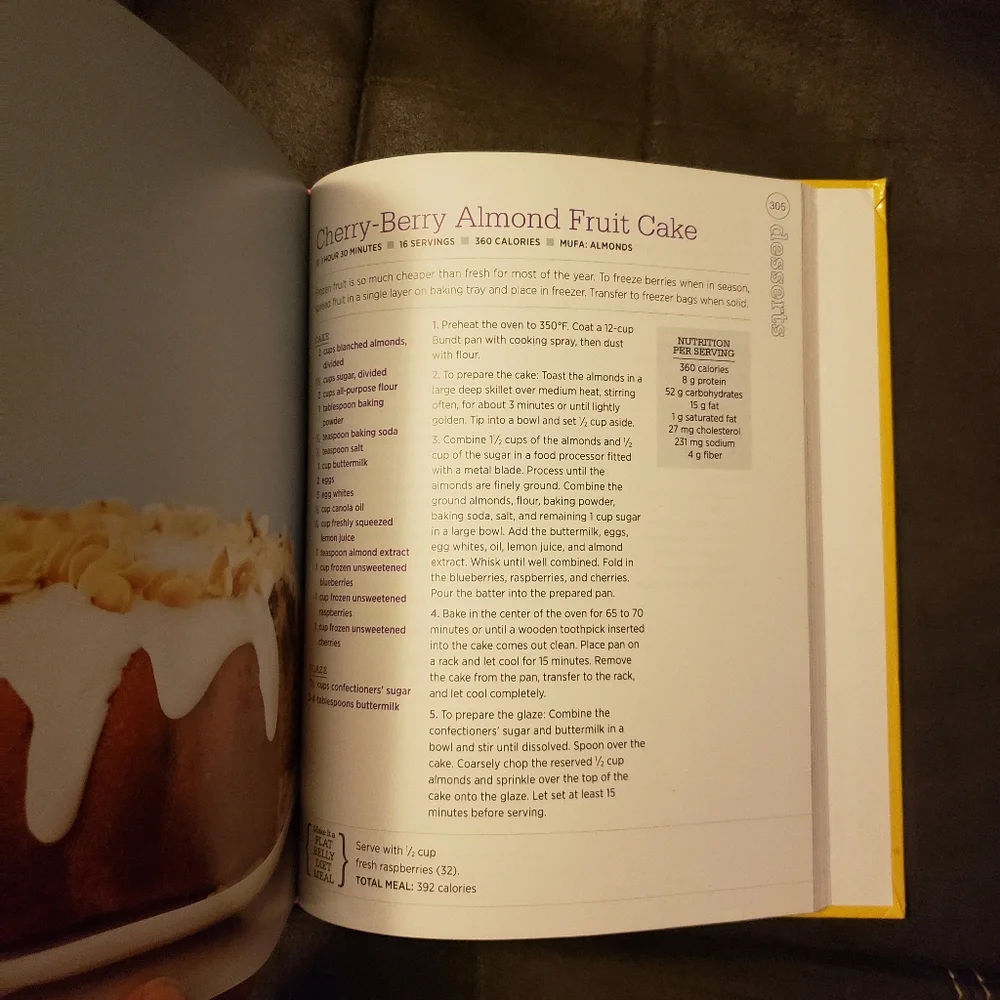 Flat Belly Deit Cook Book Hardcover by‎ Prevention.